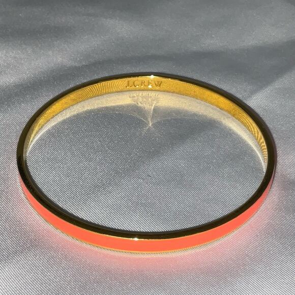J CREW ORANGE ENAMEL GOLD TONE DESIGNER BANGLE BRACELET 3” - Picture 6 of 8